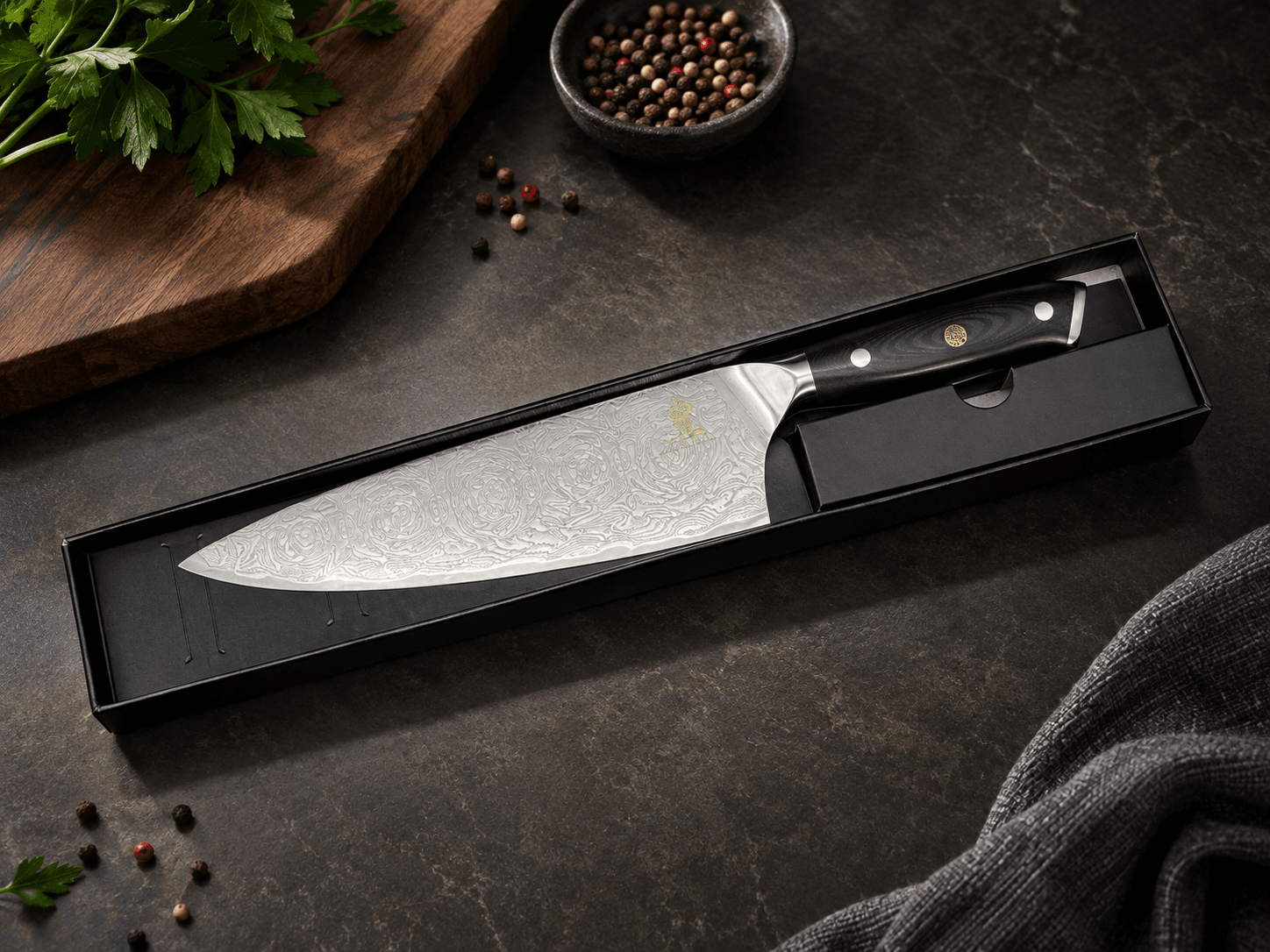Dao Damascus Cán Gỗ Đen 皇 (Lõi VG-10 67 Lớp) – Sắc Bén Bền Bỉ, Tinh Hoa Trong Từng Đường Rèn