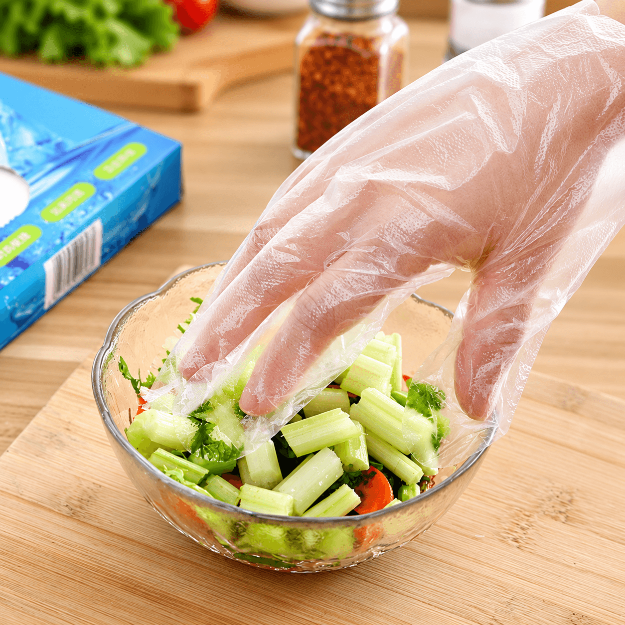 Hộp 200 Găng Tay Nilon, Găng Tay Dùng Một Lần Đa Năng